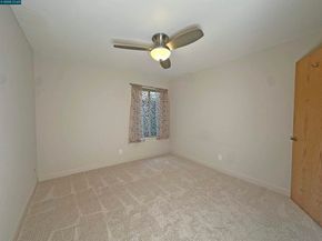 401 Monte Vista Ave 103, Oakland CA 94611