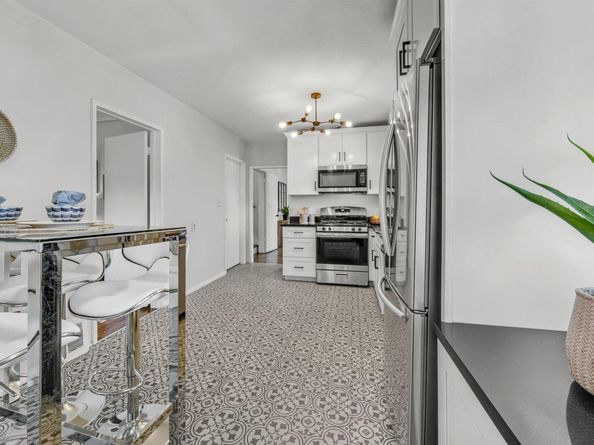 10501 Longfellow Ave, Oakland CA 94603