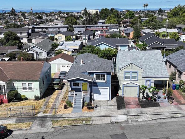 10501 Longfellow Ave, Oakland CA 94603