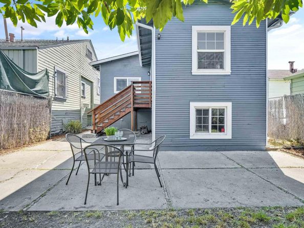 10501 Longfellow Ave, Oakland CA 94603