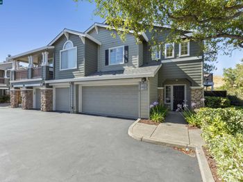1204 Destiny Ln