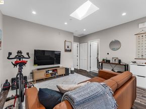770-772 55th St, Oakland CA 94609
