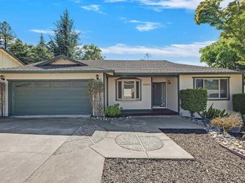 2207 Dexter Ct.
