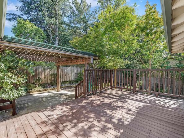 2207 Dexter Ct., Hayward CA 94541