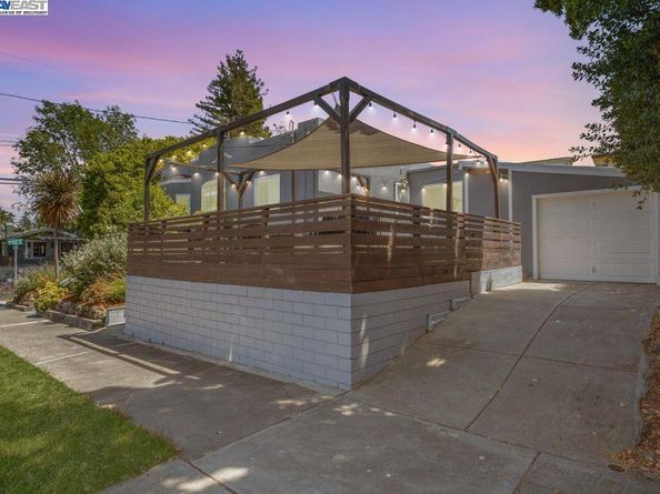 2133 E 30Th St, Oakland CA 94606