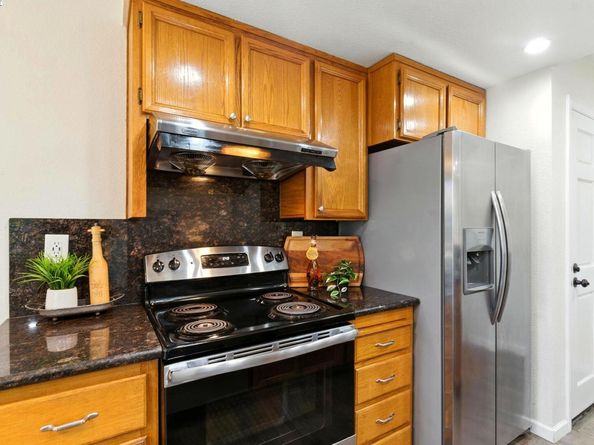 38697 Huntington Cir, Fremont CA 94536