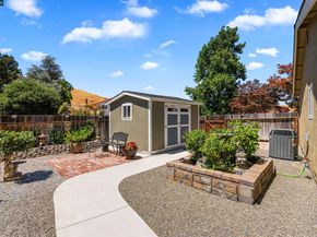 2 Rialto Dr, Clayton CA 94517