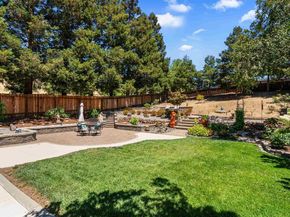 2 Rialto Dr, Clayton CA 94517