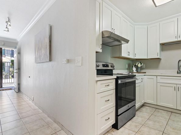 1743 Carmel Dr 9, Walnut Creek CA 94596