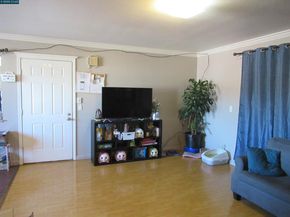 615-617 15Th St, Richmond CA 94801