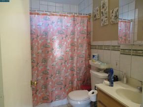 615-617 15Th St, Richmond CA 94801