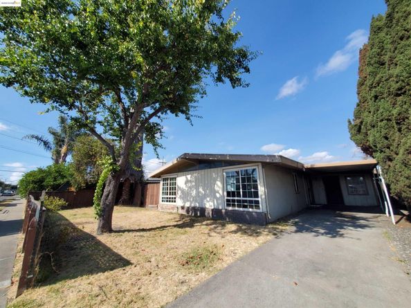 27828 Mandarin Ave, Hayward CA 94544