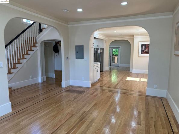1025 56th Street, Oakland CA 94608
