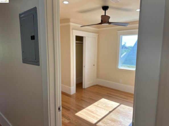 1025 56th Street, Oakland CA 94608