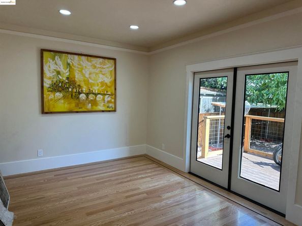 1025 56th Street, Oakland CA 94608