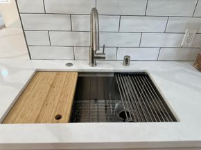 1025 56th Street, Oakland CA 94608