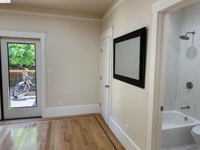 1025 56th Street, Oakland CA 94608