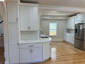 1025 56th Street, Oakland CA 94608