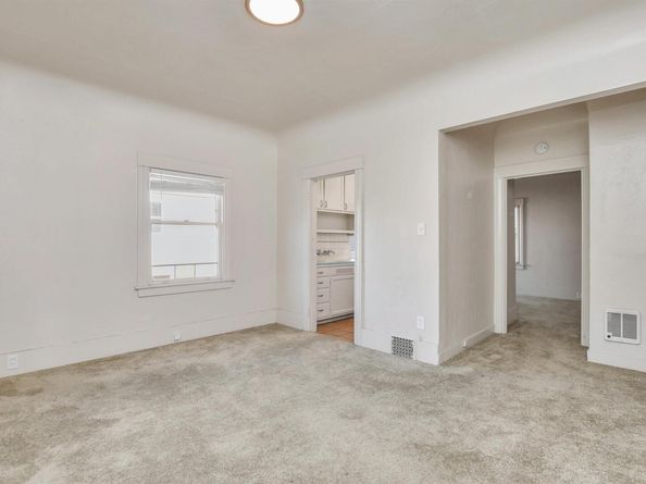 254 Perkins St., Oakland CA 94610