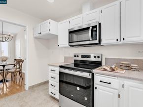 7 Clark Creek Circle, Clayton CA 94517