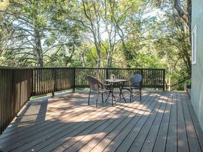 6537 Aitken Dr, Oakland CA 94611