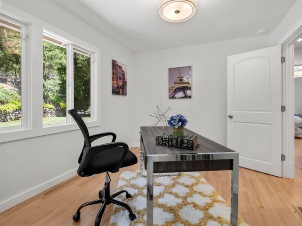 6537 Aitken Dr, Oakland CA 94611