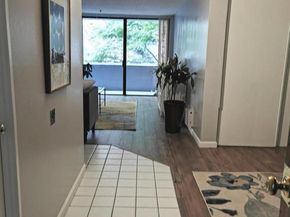 555 Pierce St 328, Albany CA 94706