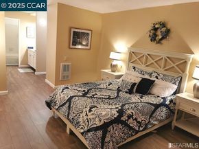 555 Pierce St 328, Albany CA 94706