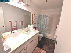 555 Pierce St 328, Albany CA 94706