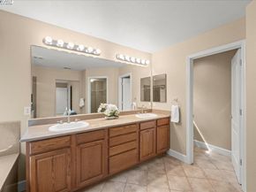 107 Limestone Cmn, Livermore CA 94550