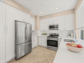 107 Limestone Cmn, Livermore CA 94550