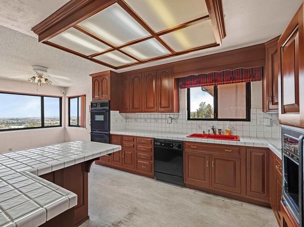 16504 Page St, San Leandro CA 94578