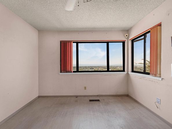 16504 Page St, San Leandro CA 94578