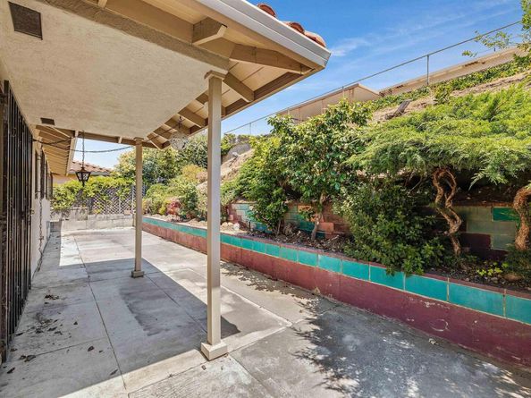 16504 Page St, San Leandro CA 94578