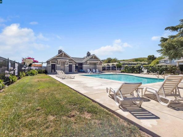 161 Bellington Cmn 3, Livermore CA 94551