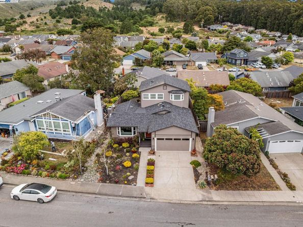 190 Shelter Cove Drive, Half Moon Bay CA 94019