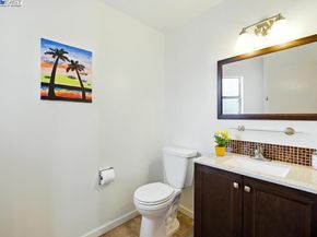 20919 Locust St K, Hayward CA 94541