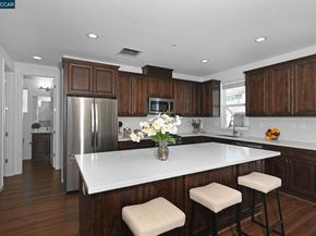 2378 Carbondale Way, Dublin CA 94568