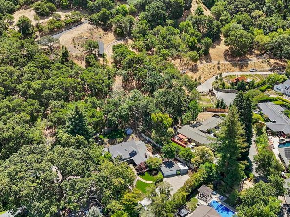 3475 Springhill Rd, Lafayette CA 94549