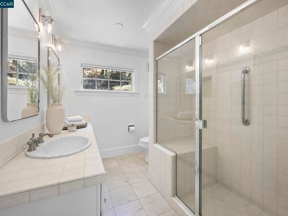 3475 Springhill Rd, Lafayette CA 94549