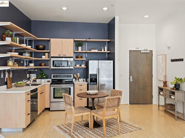 1201 Pine St 153, Oakland CA 94607
