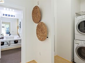 1201 Pine St 153, Oakland CA 94607