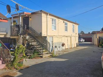 1510 165Th Ave
