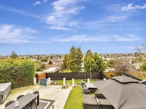 9883 Lawlor St, Oakland CA 94605