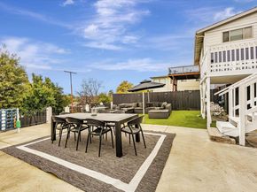9883 Lawlor St, Oakland CA 94605