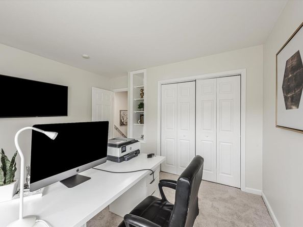 9883 Lawlor St, Oakland CA 94605