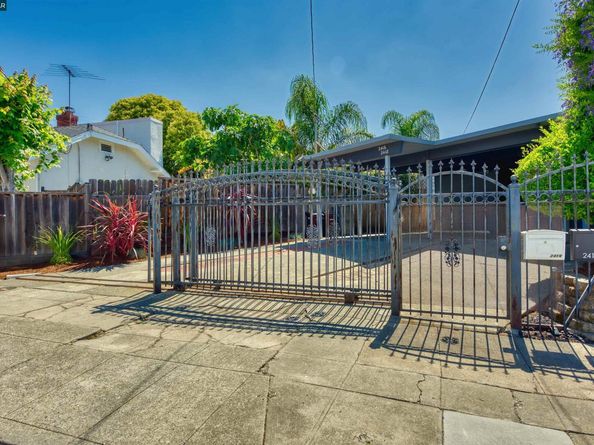 2416-2418 Kingsland Ave, Oakland CA 94601
