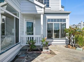 505 Commodore Dr, Richmond CA 94804