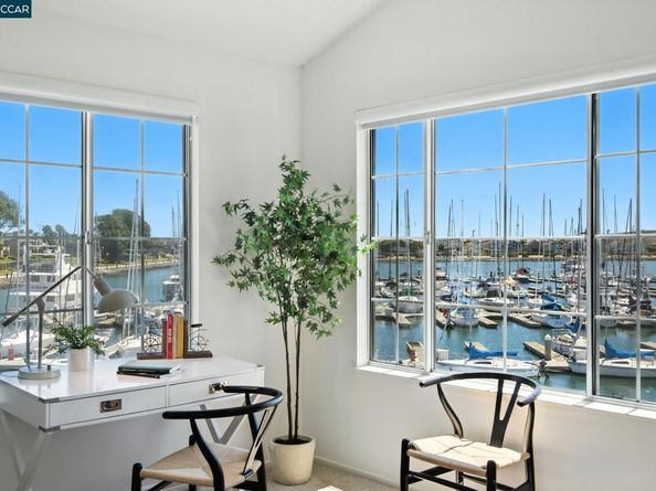 505 Commodore Dr, Richmond CA 94804