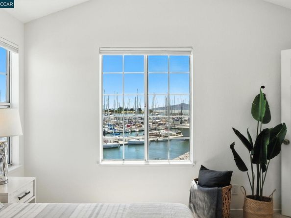 505 Commodore Dr, Richmond CA 94804